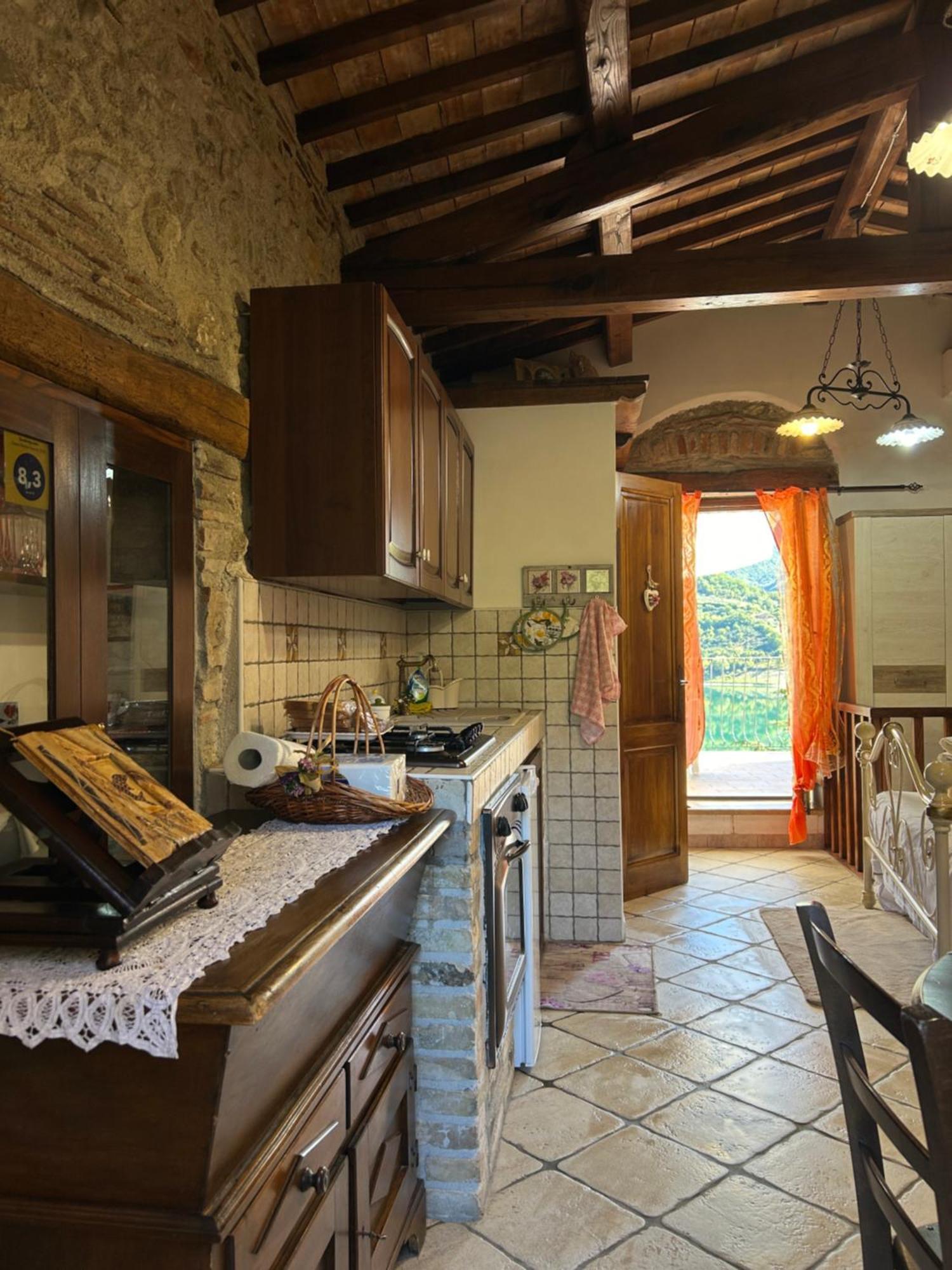 Colle di Tora B&B La Casetta Sul Lago المظهر الخارجي الصورة